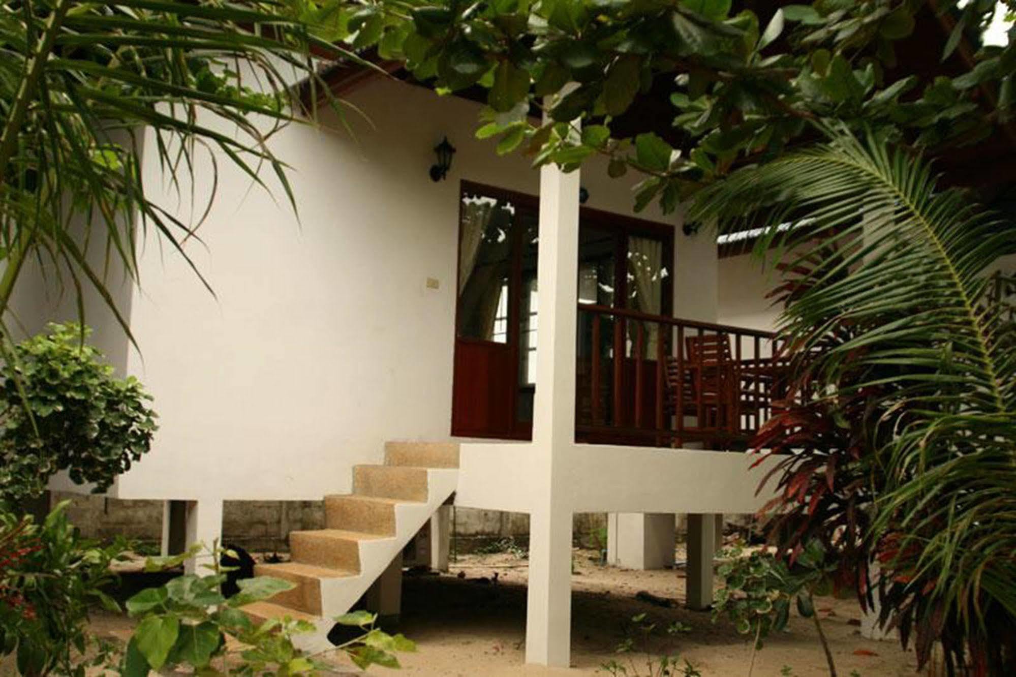 Marina Beach Resort - Sha Extra Plus Lamai Beach  Bagian luar foto