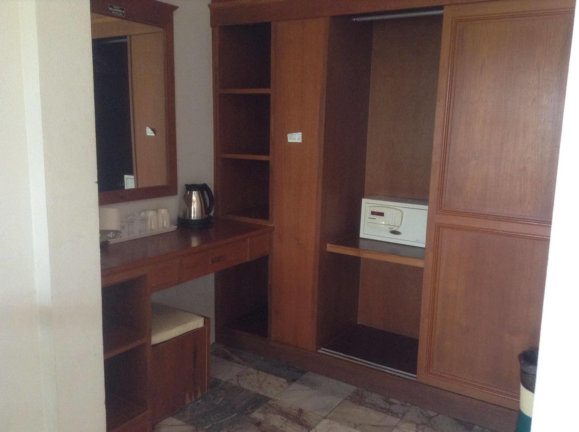 Marina Beach Resort - Sha Extra Plus Lamai Beach  Bagian luar foto