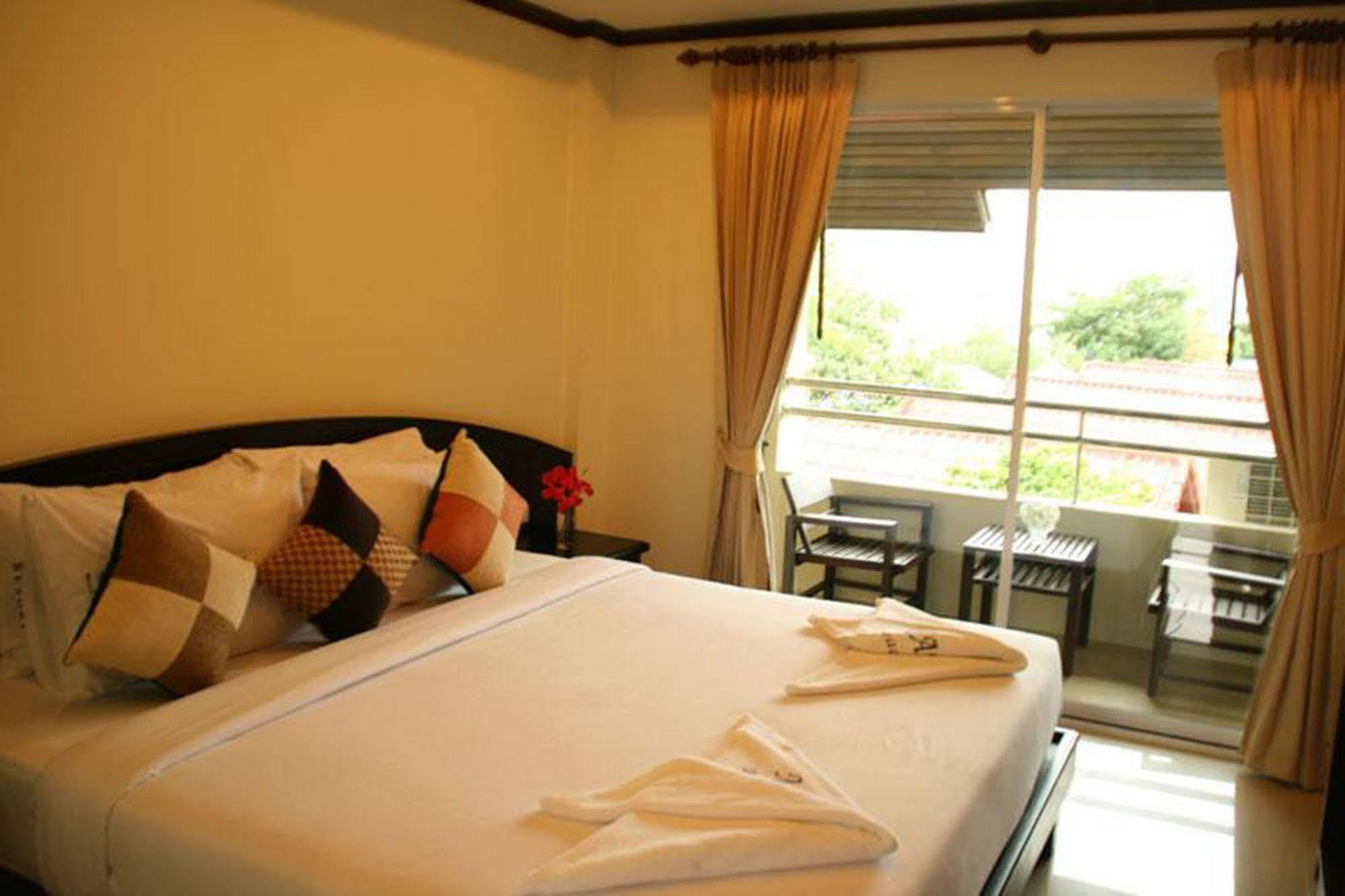 Marina Beach Resort - Sha Extra Plus Lamai Beach  Bagian luar foto
