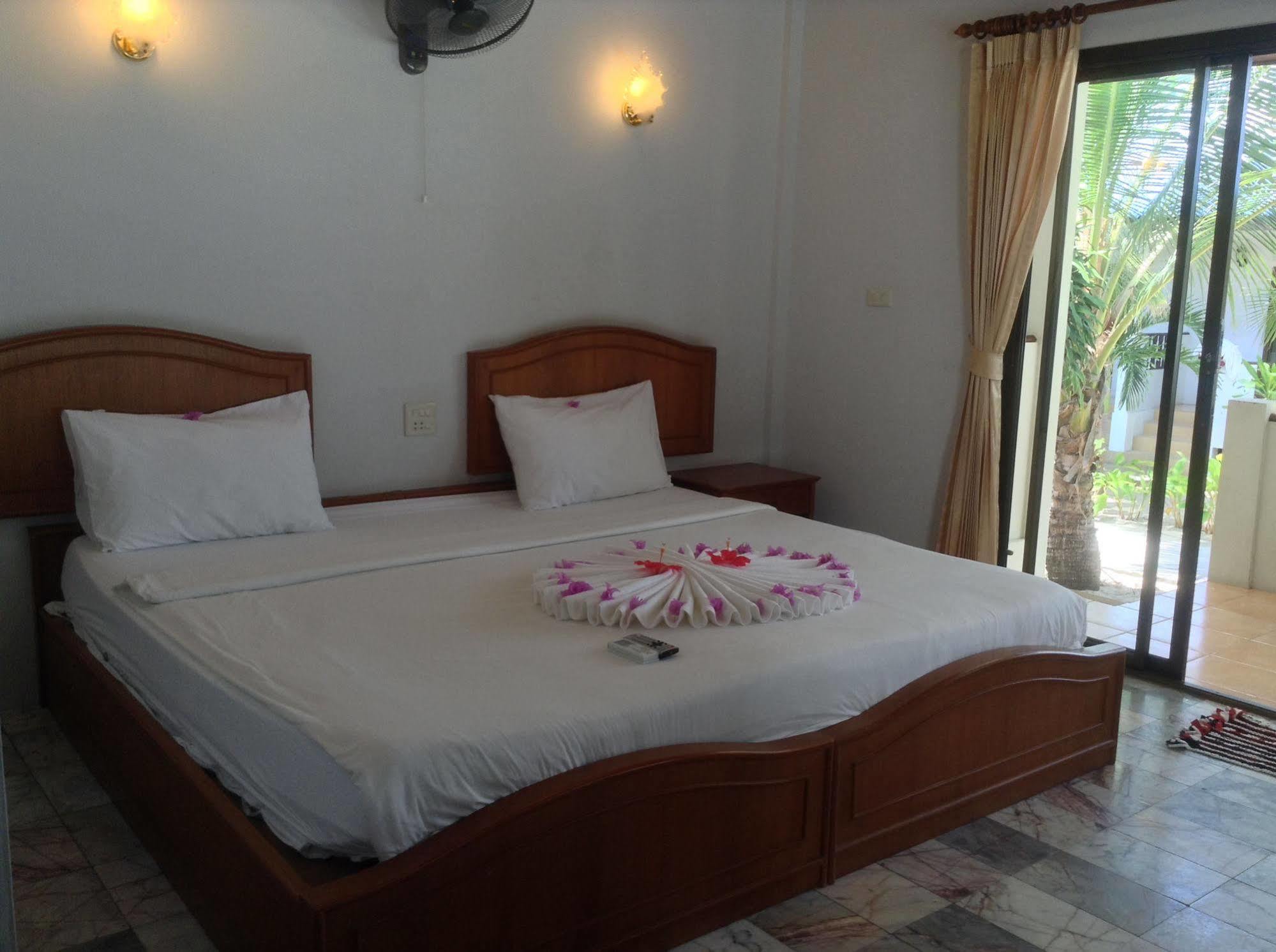 Marina Beach Resort - Sha Extra Plus Lamai Beach  Bagian luar foto
