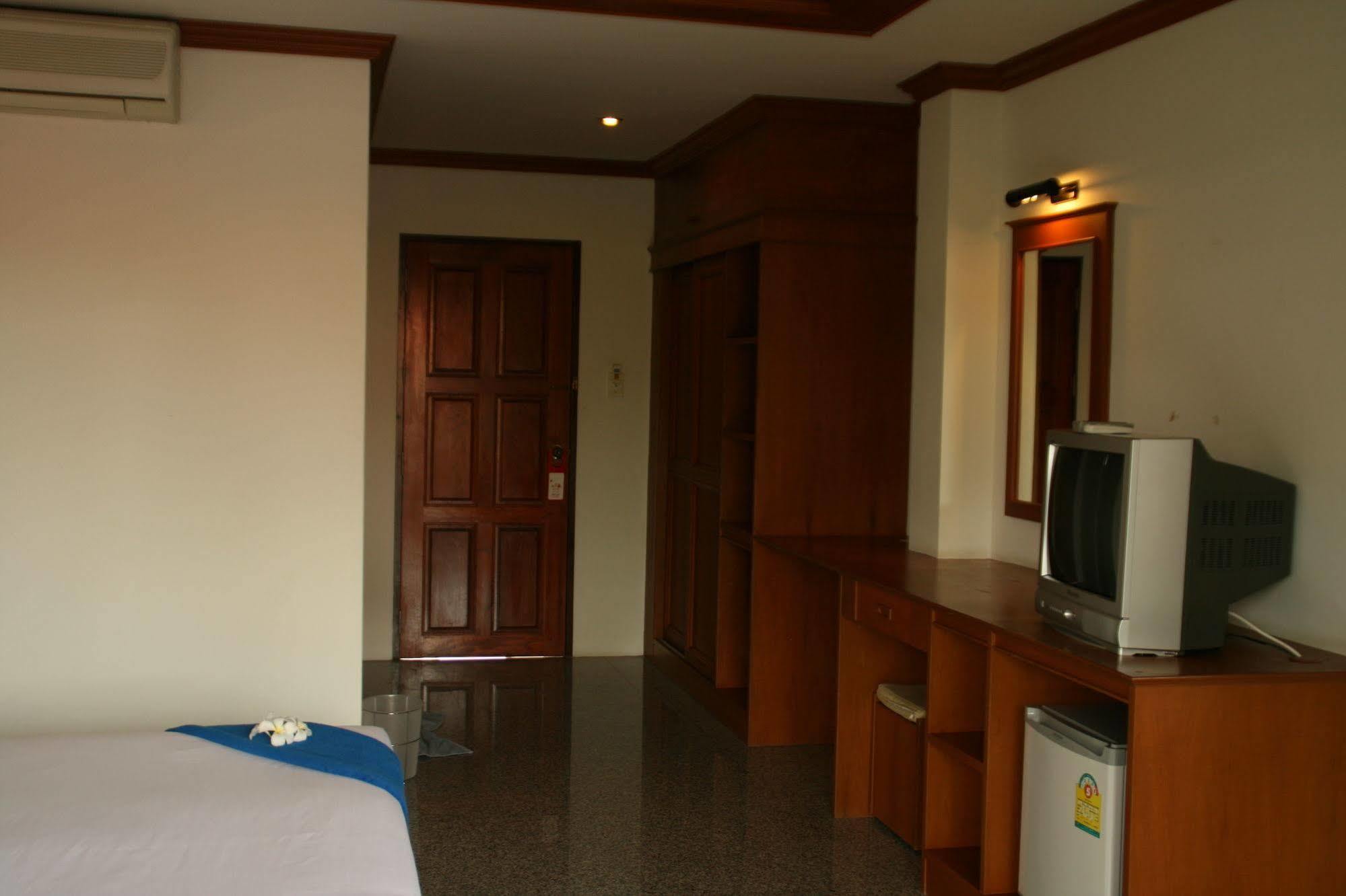 Marina Beach Resort - Sha Extra Plus Lamai Beach  Bagian luar foto